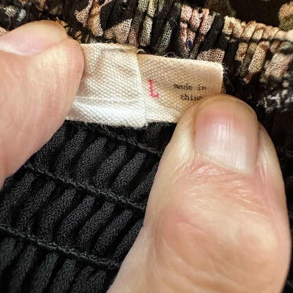 Lush Womens MIDI Dress W/ Puff Sleeve In Black Multi Floral- Size Large - Picture 13 of 14